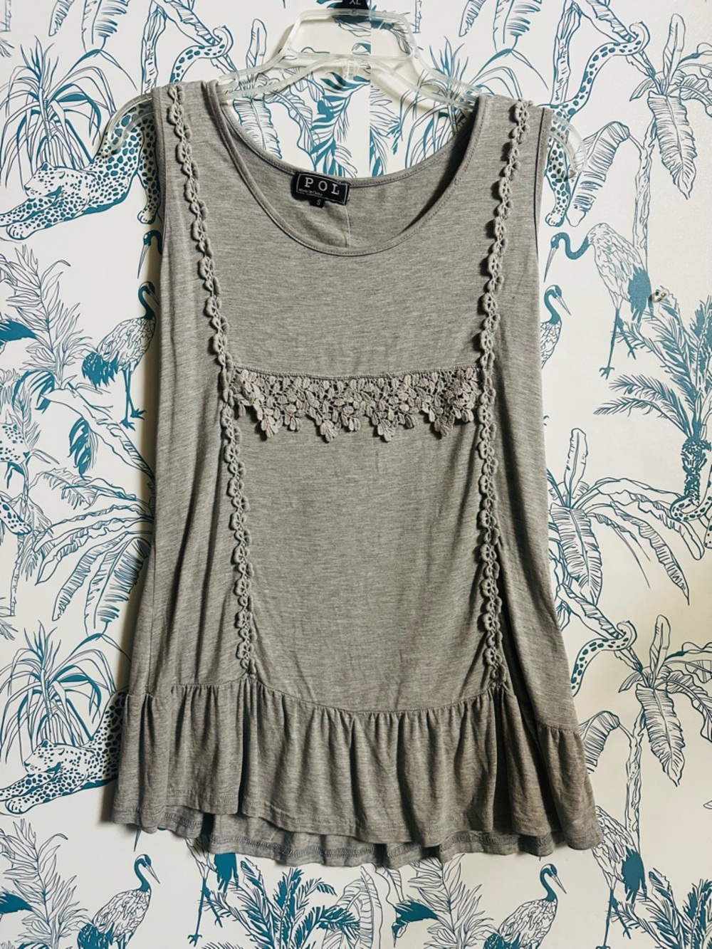 POL Gray Crochet-Trim Ruffle Hem Tank